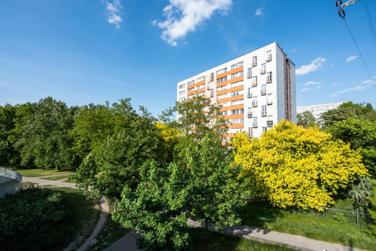 Metro Dworzec Gdanski Elegant Studio Apartamento Varsóvia Exterior foto